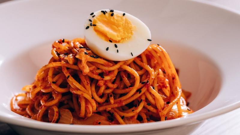 Mì spaghetti kim chi