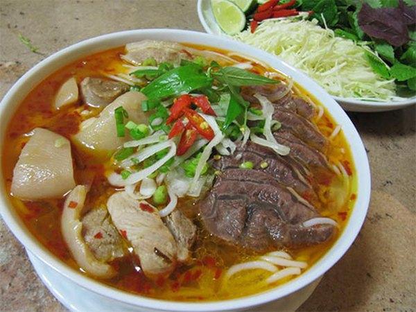 Bún bò Huế Nhân Khôi