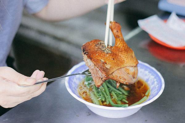 Mì Vịt Tiềm 35K - Bún Bò Huế