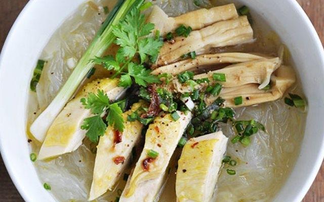 Miến gà có thể sử dụng để làm bữa ăn chính