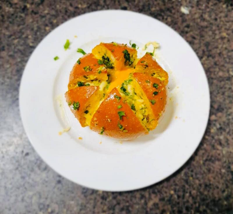 Minh Hưng Bakery