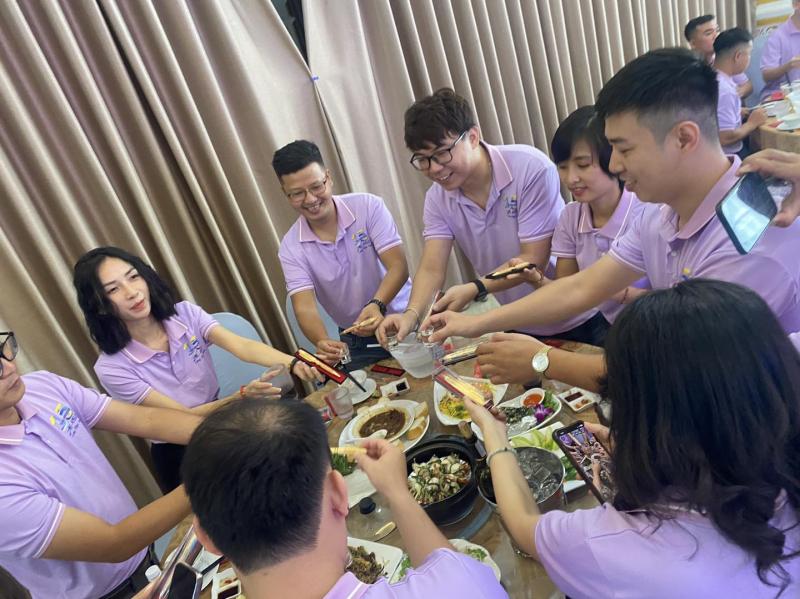 Minh Nguyet Restaurant