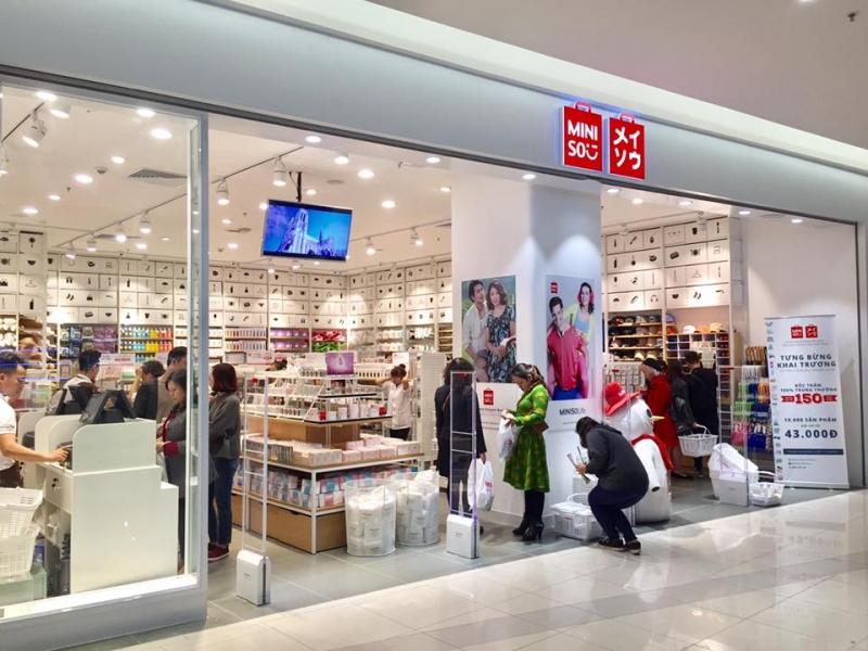 Hệ thống cửa hàng tiện ích Miniso Việt Nam
