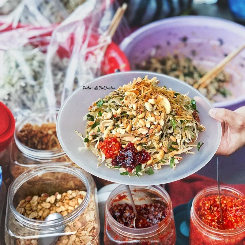 Gỏi da heo, mít trộn “Bà Già”