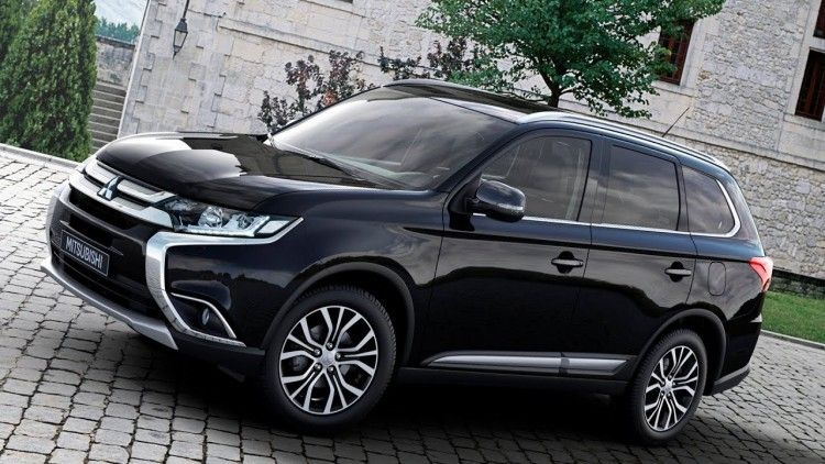 Mitsubishi Outlander 7 chỗ