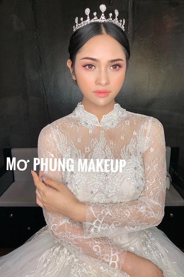 Mơ Phùng Makeup Artist