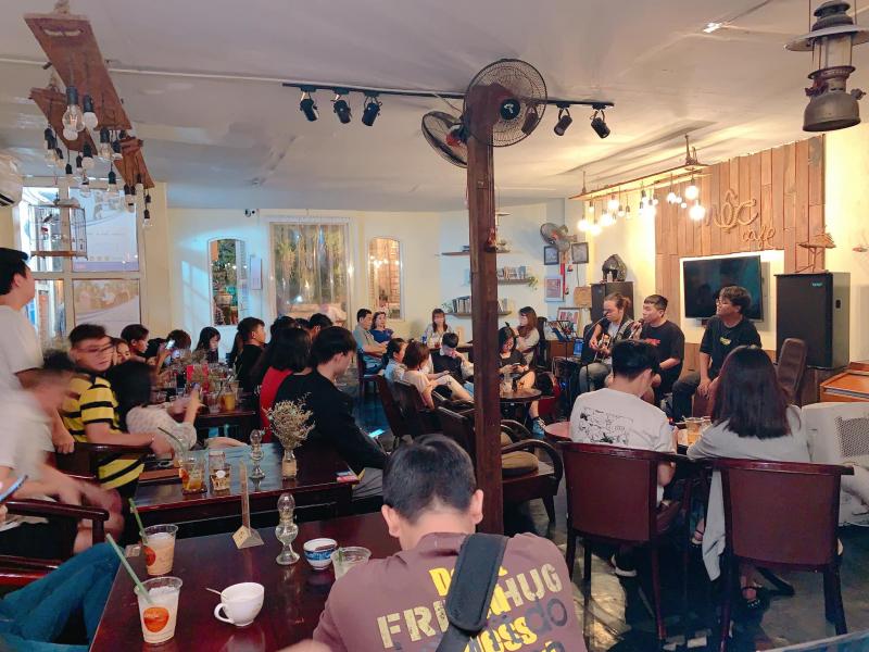 Mộc Cafe