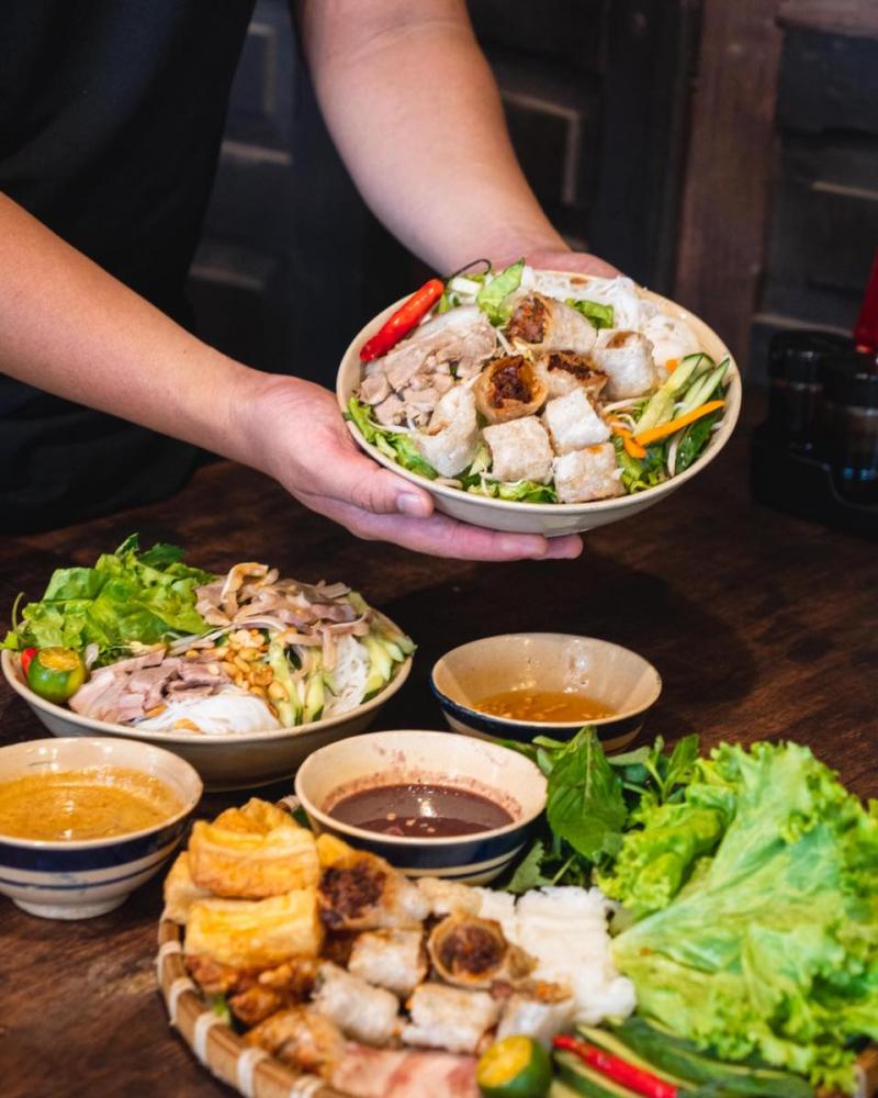 Mộc Vị Quán