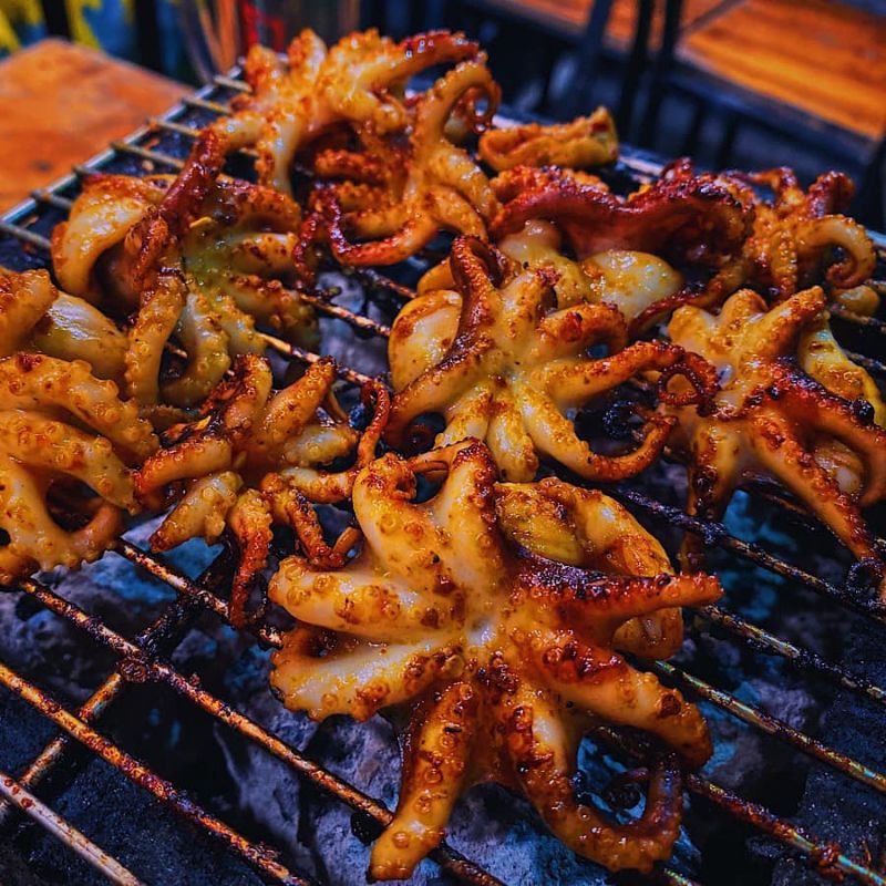 MỌI - BBQ & Street Food