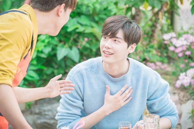 Vai diễn khách mời của Lee Jong Suk trong Tiên nữ cử tạ Kim Bok Joo