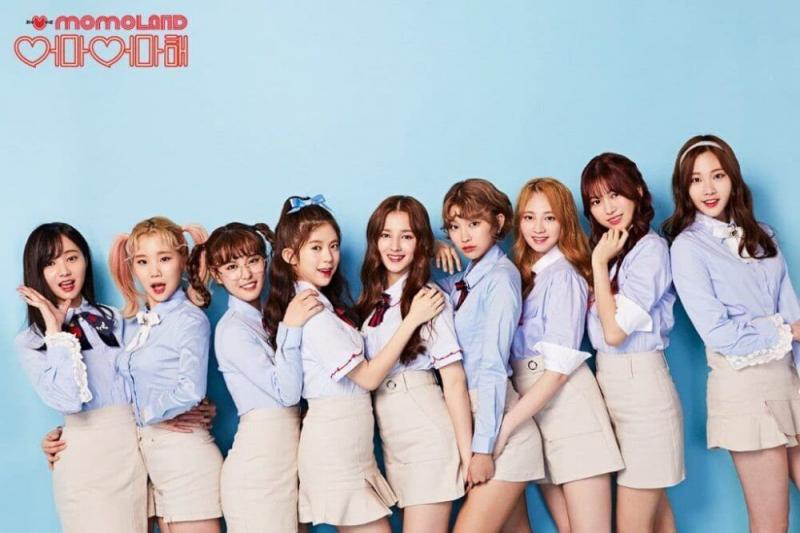 Các thành viên nhóm MoMoland