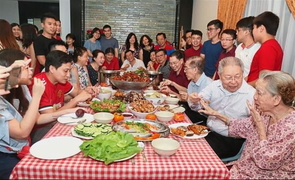 Mong cả nhà mình lúc nào cũng quây quần bên nhau
