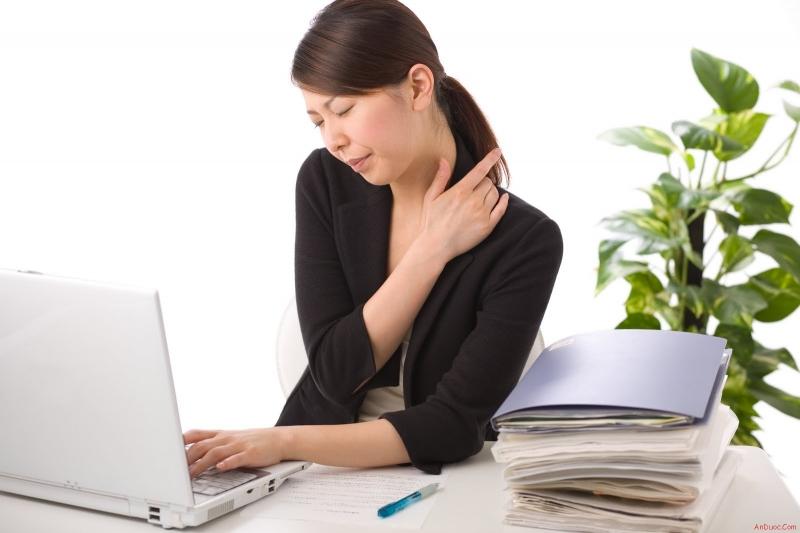 Một số triệu chứng của thoái hoá đốt sống
