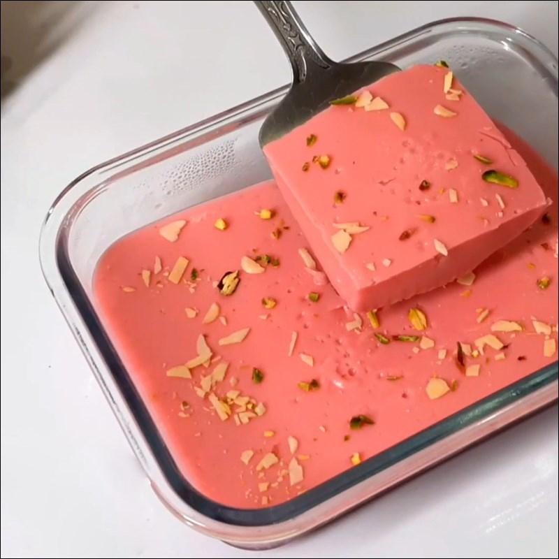 Mousse hoa hồng