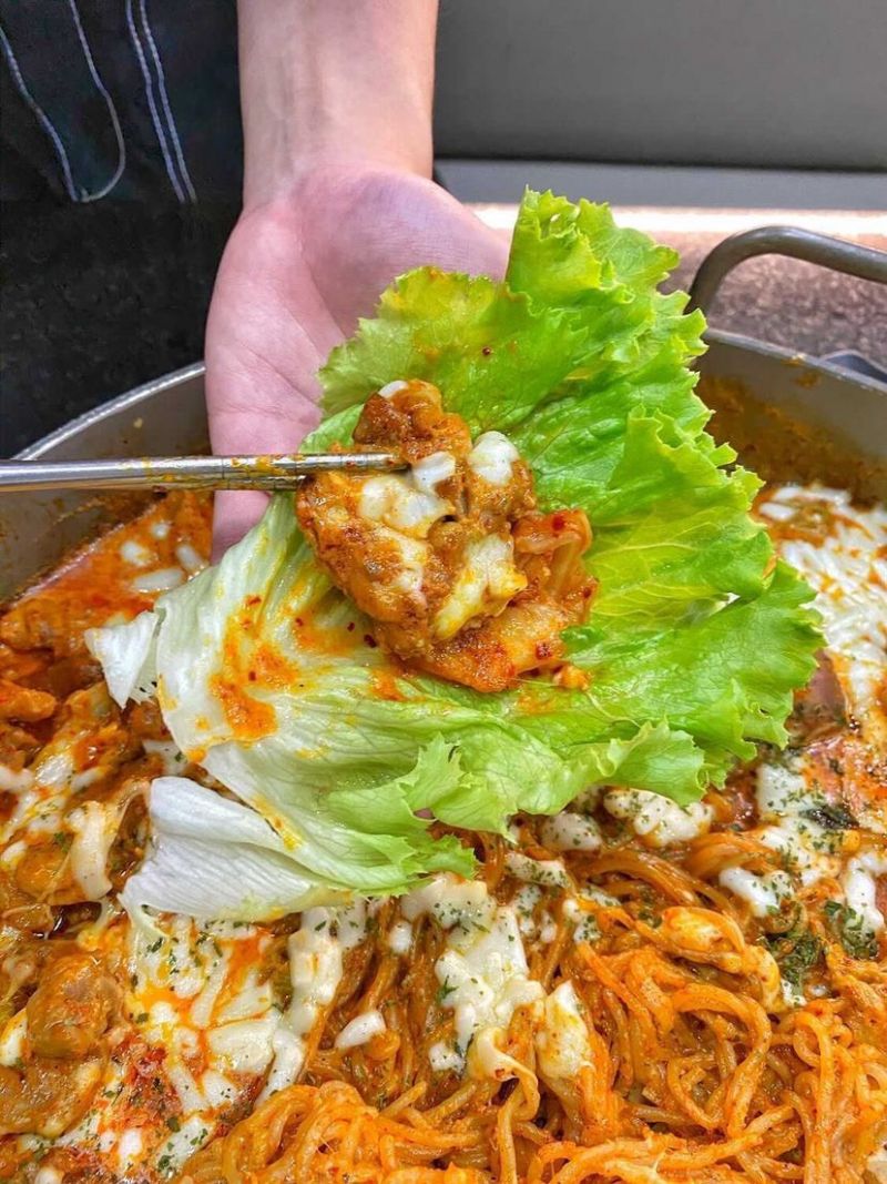 Mr. Dakgalbi