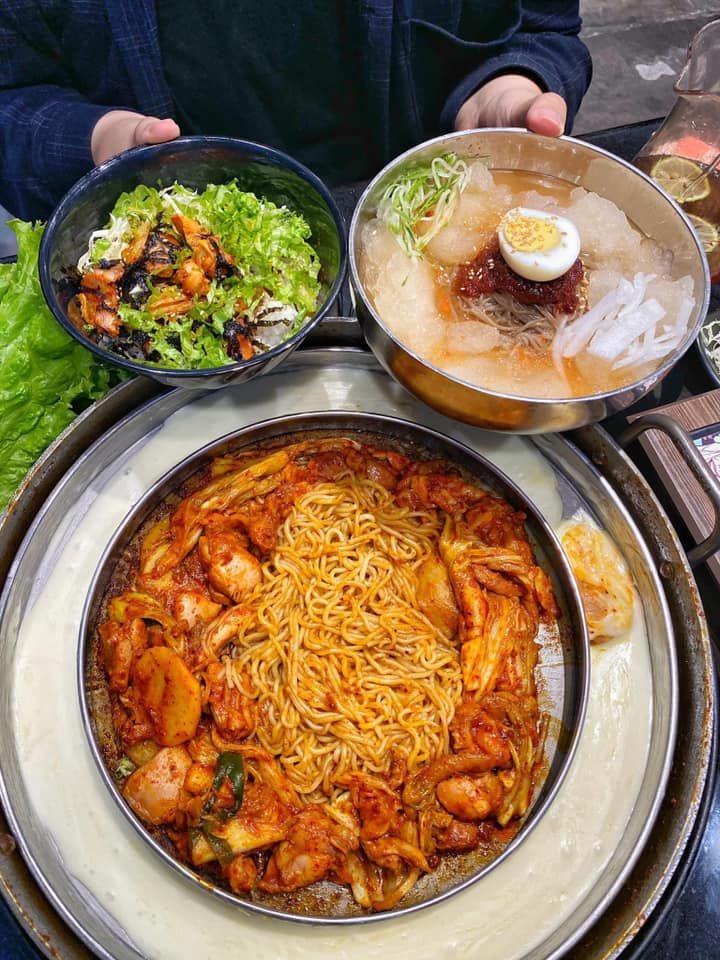 Mr. Dakgalbi Việt Nam