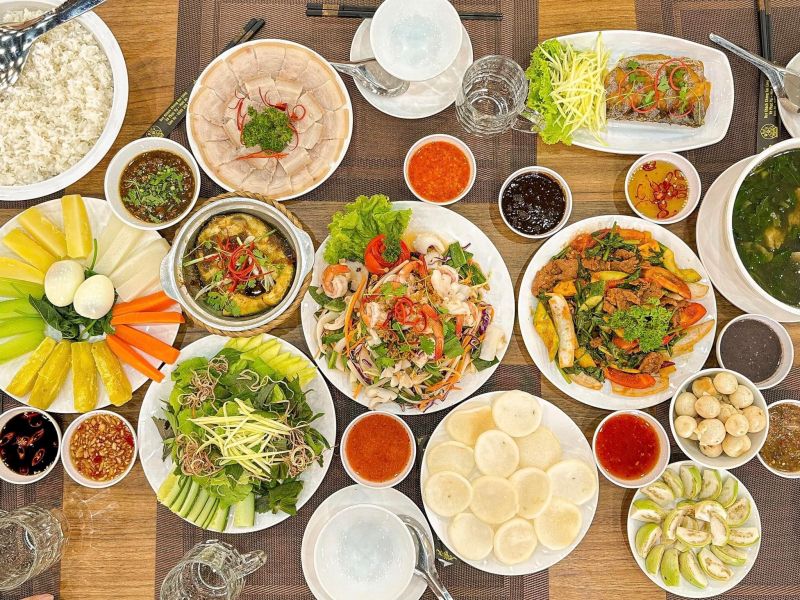 Mr Mộc Cơm Ngon Quy Nhơn