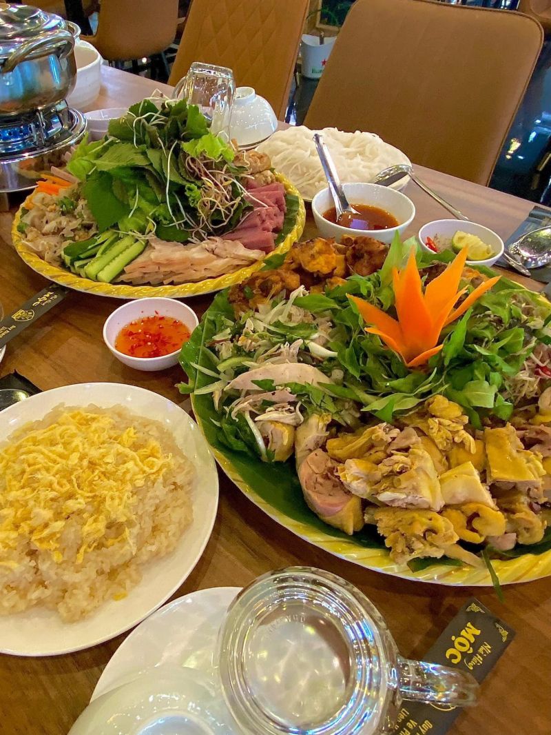 Mr. Mộc - Cơm ngon Quy Nhơn