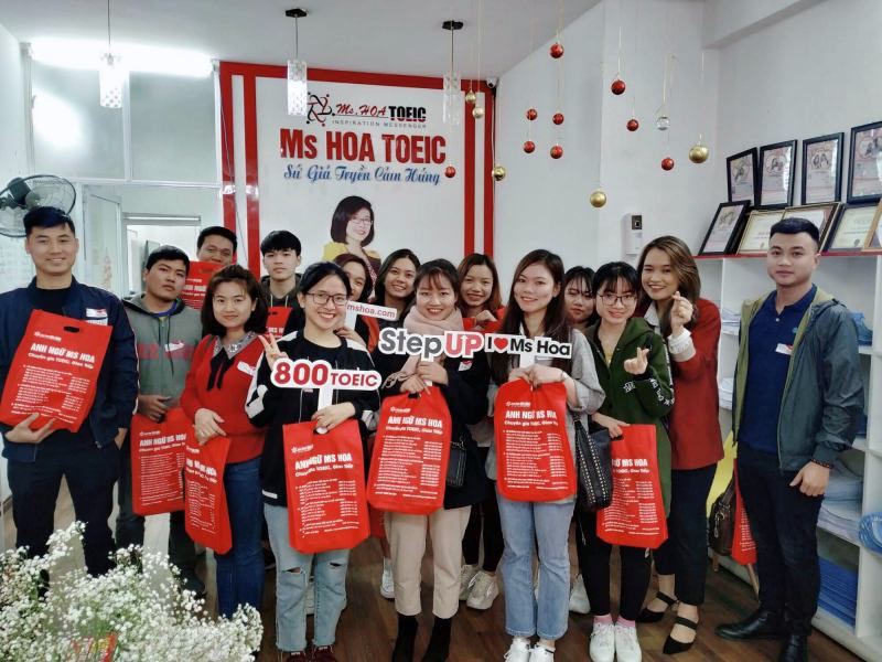 Ms Hoa TOEIC
