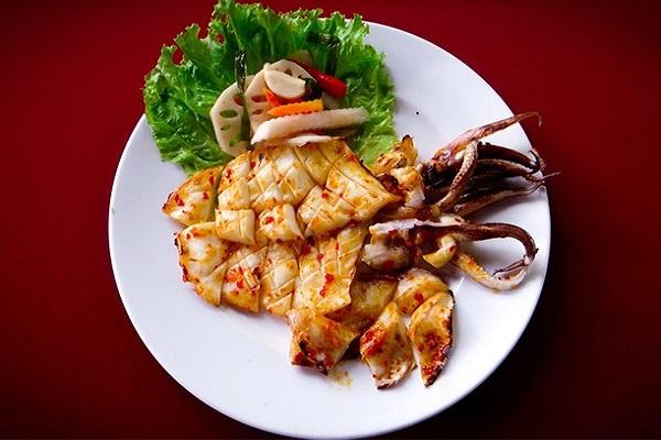 Mực nướng muối ớt