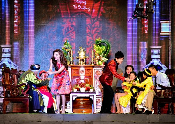 Đan Trường và Hà Hồ song ca 