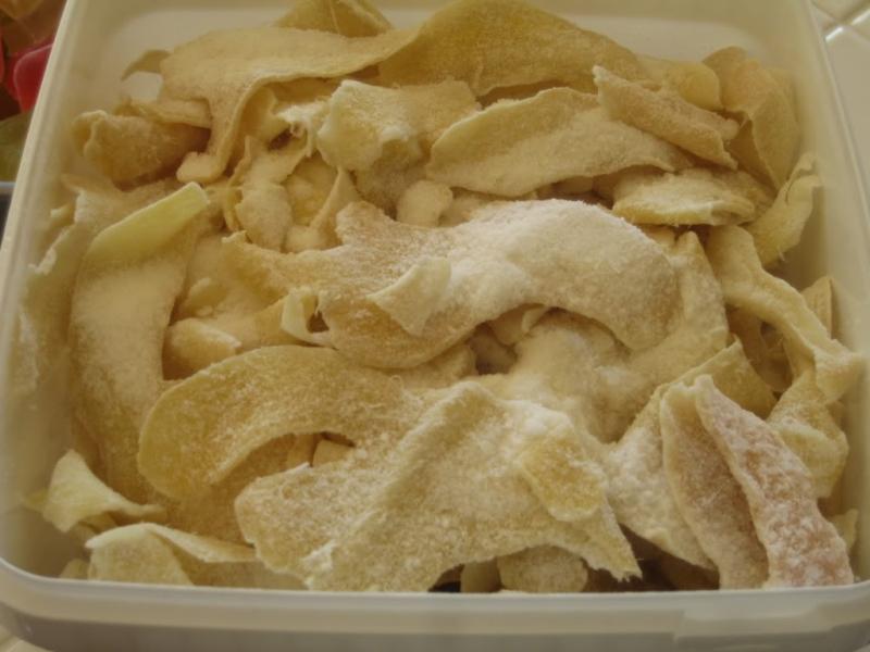 Mứt gừng cay, nồng đón Tết.