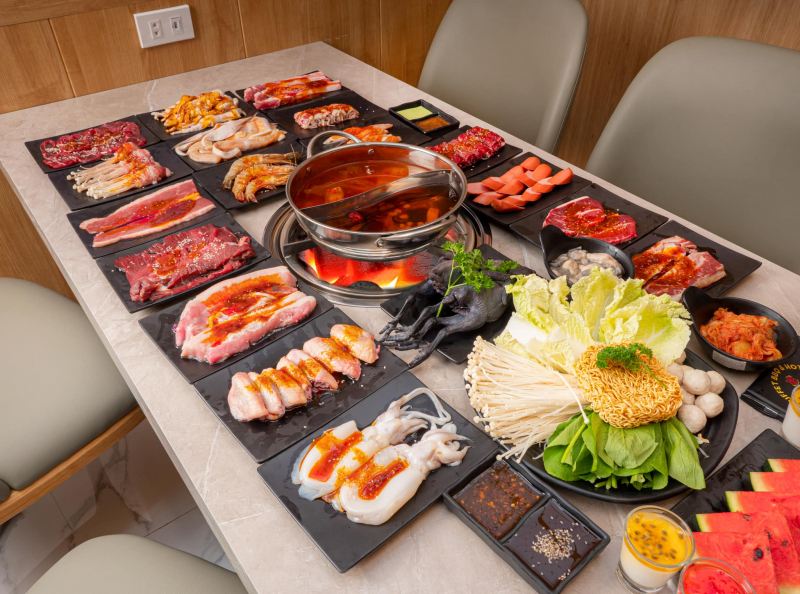 Buffe Lẩu & Bò Nướng Chảo