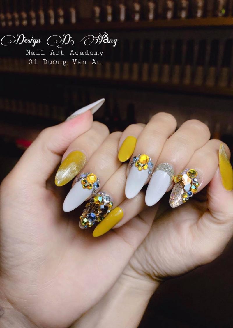 Nail Art Huế