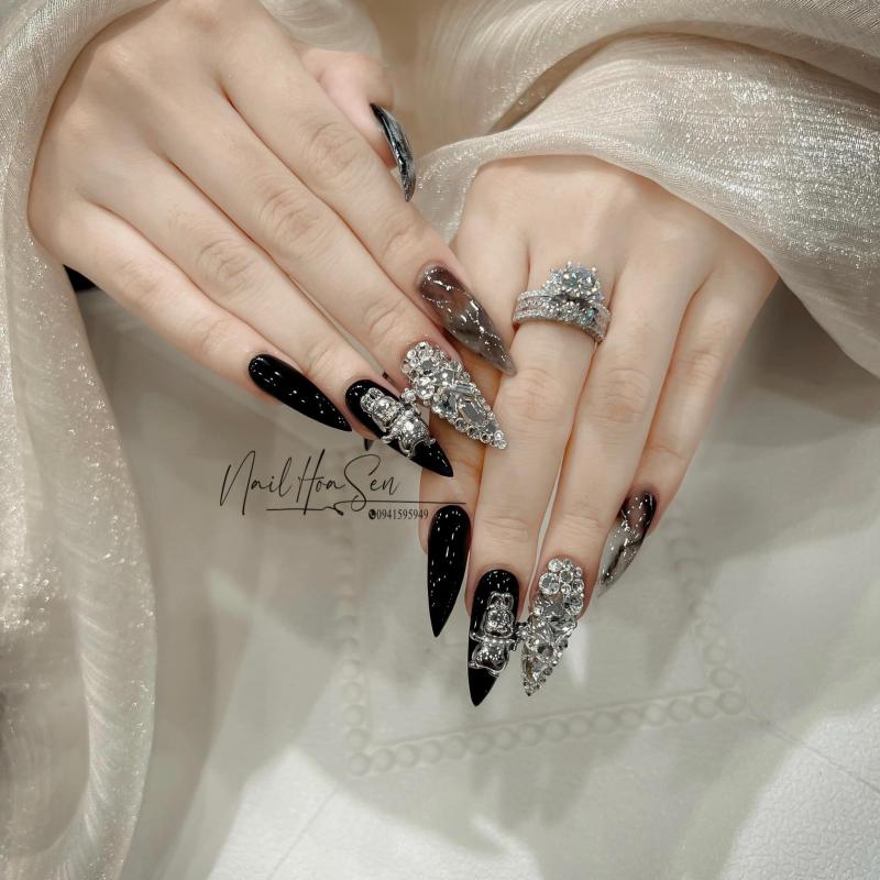 Nail Hoa Sen