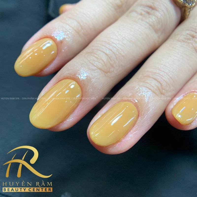 Nail Huyền Rằm