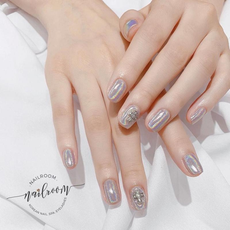 Nail Room