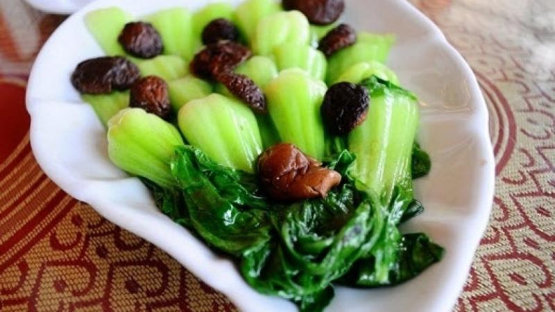Nấm hương xào cải chíp