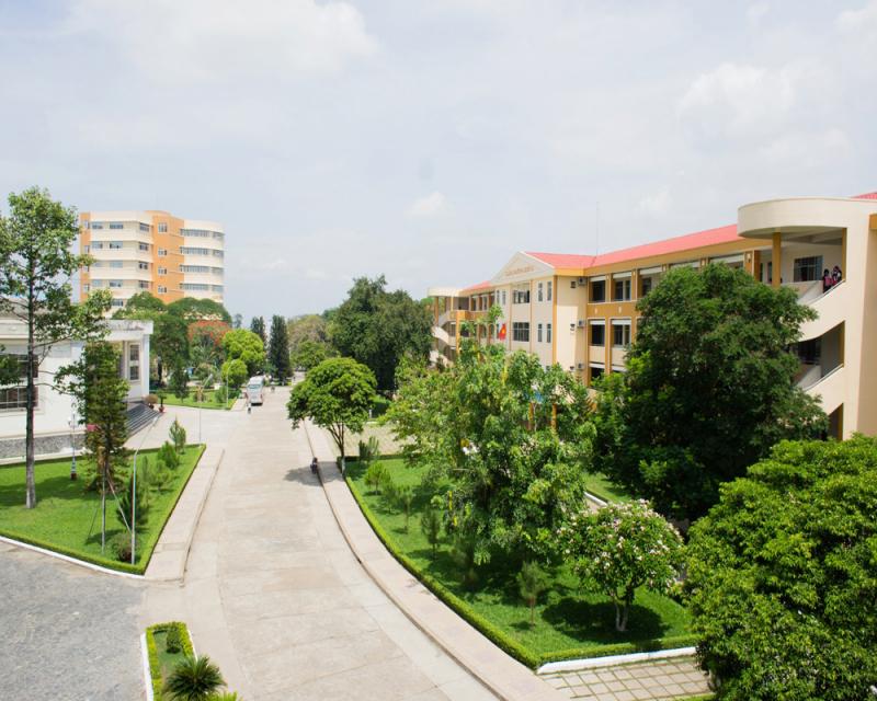 Đại học Ngân Hàng TPHCM