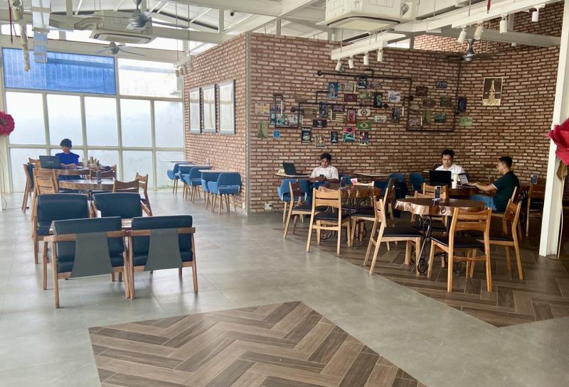 Nami Coffee & Bistro