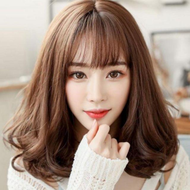 Màu nâu vàng cà phê mang lại diện mạo lôi cuốn cho bạn