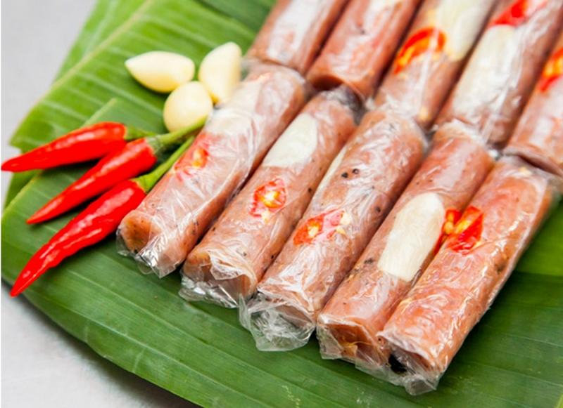 Nem chua, món ăn phổ biến của người miền Bắc