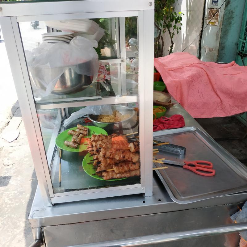 Nem nướng Bảy Thùy