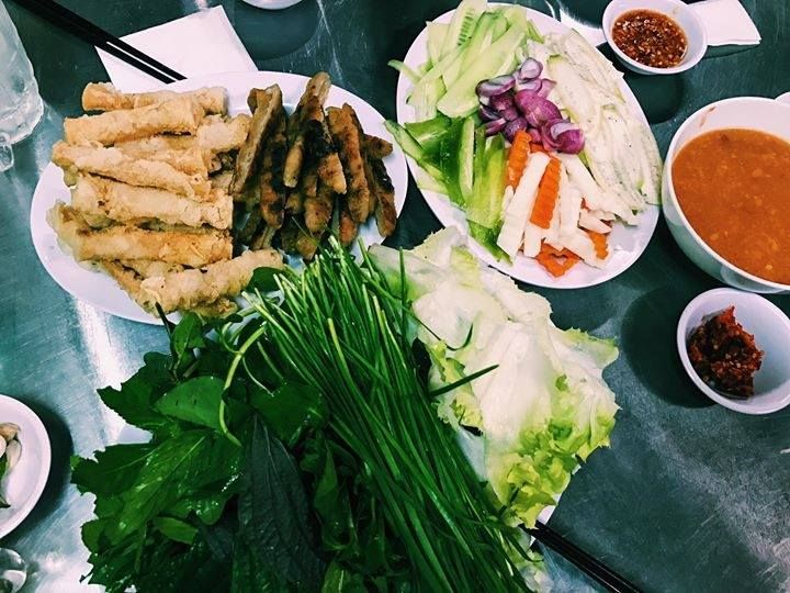 Nem nướng cô Thu