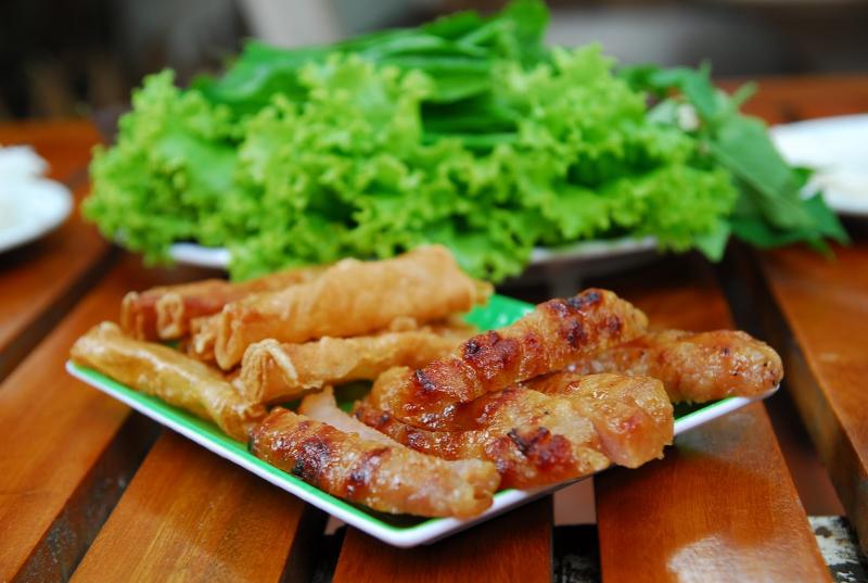 Nem nướng thơm ngon hết ý