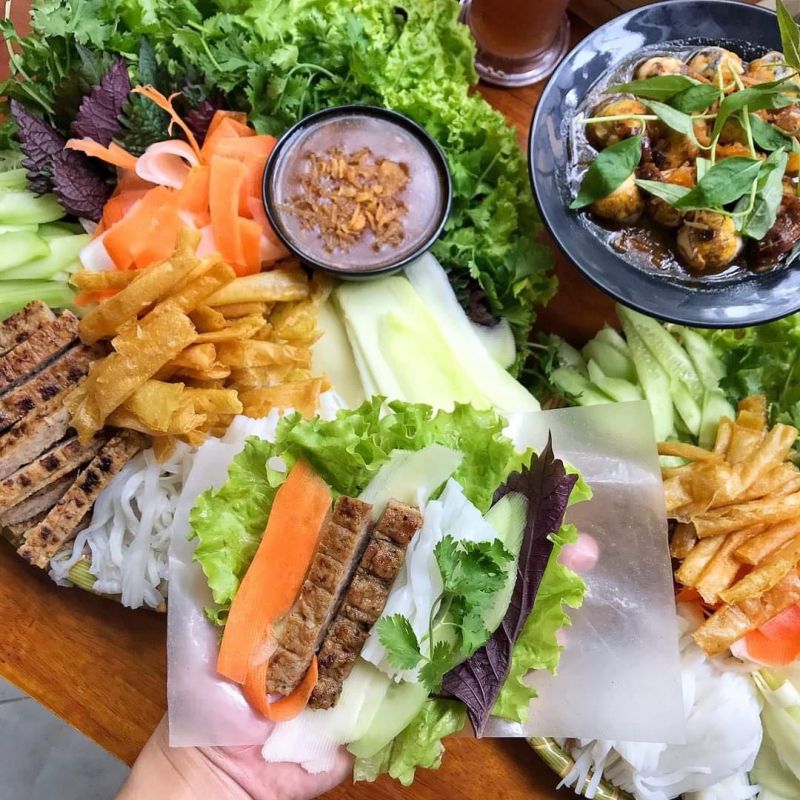 Nem nướng Cô Lê