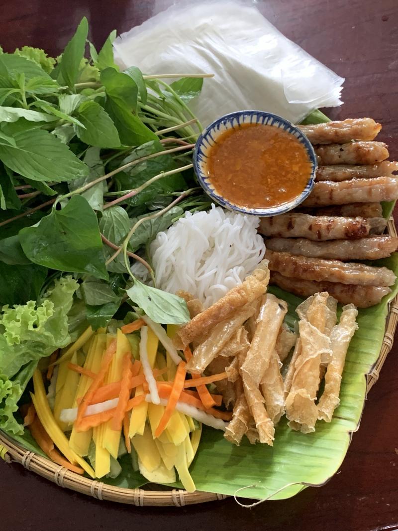 Nem nướng Ninh Hòa - Cô Tình