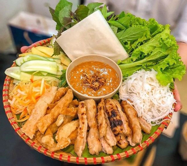 Nem Nướng Ninh Hoà Huy Ú