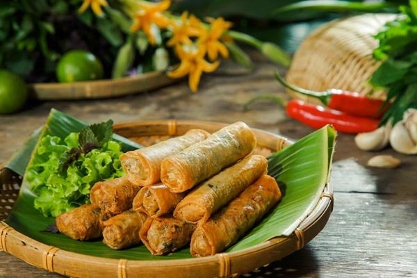 Nguyên liệu của nem rán gần gũi với người dân Việt Nam