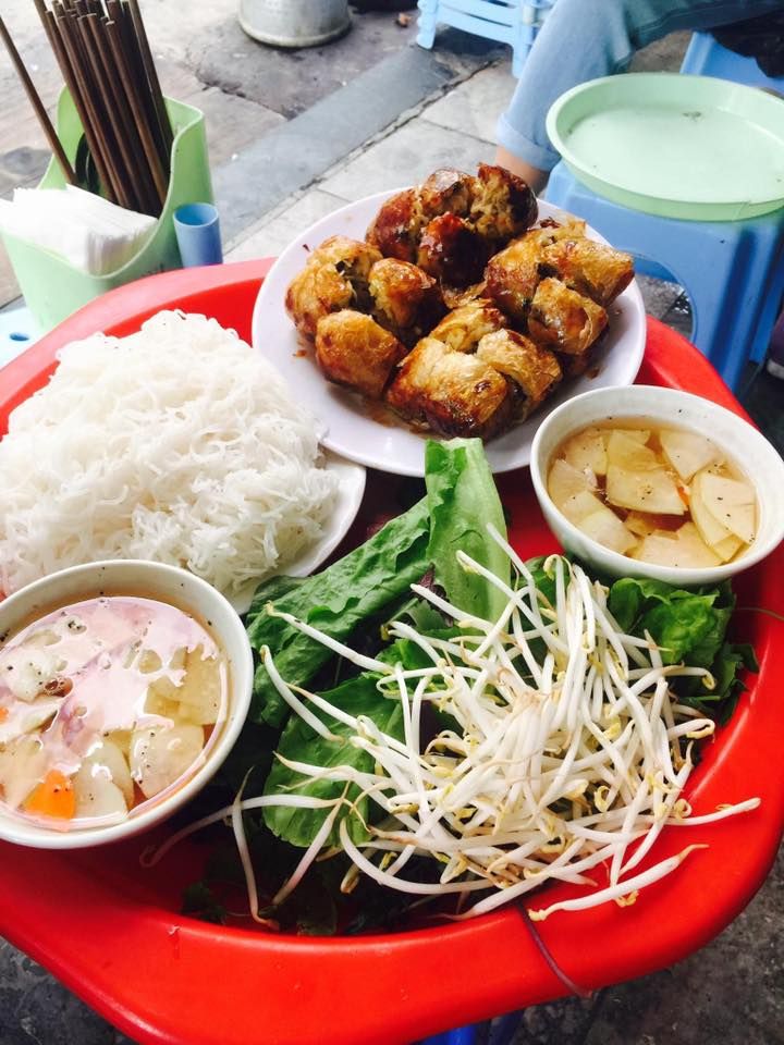 Nem Vuông Cua Bể