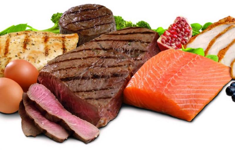 Đạm là một trong những thành phần dinh dưỡng chính trong bữa ăn hằng ngày, có trong cá, thịt, trứng, sữa và các loại đậu.