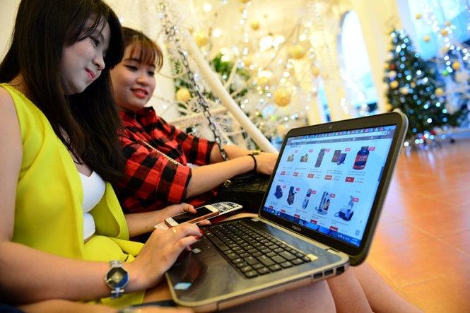 Tham khảo nhiều thông tin trước khi quyết định bỏ tiền mua sắm