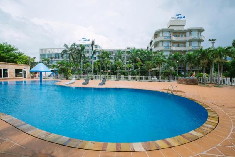 New Wave Hotel