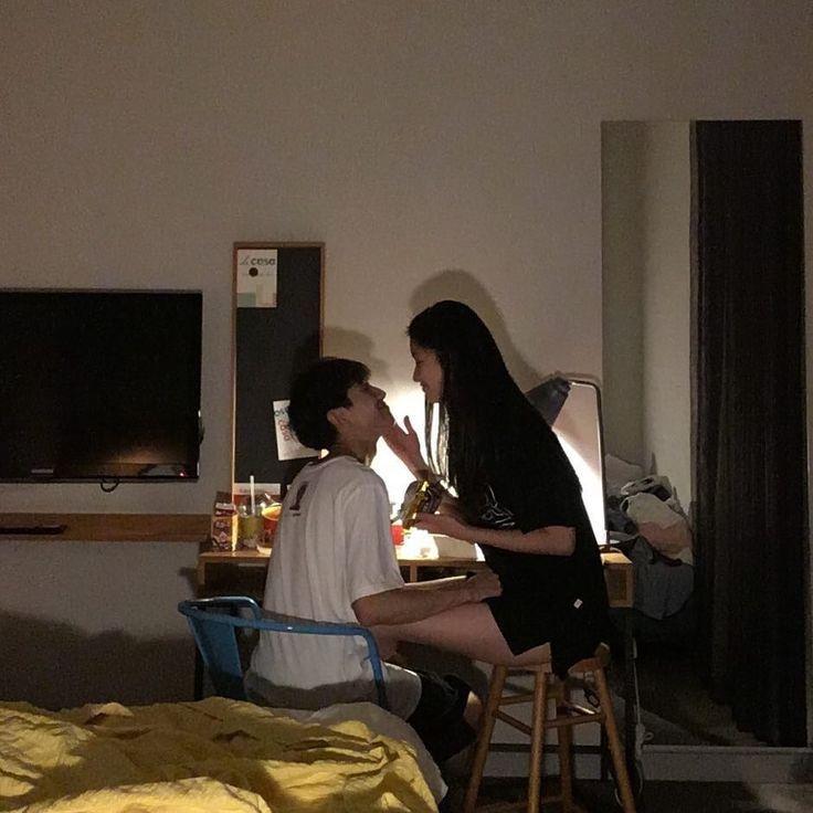 Bên người ấy trong đêm