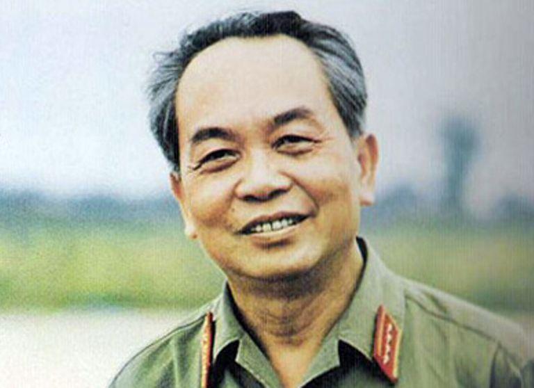 1 trong 21 danh tướng hàng đầu thế giới trong 25 thế kỉ qua. 