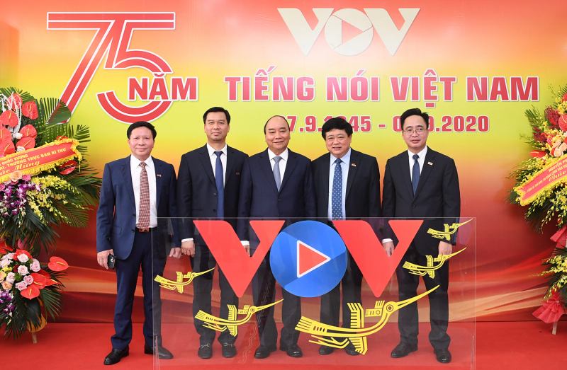 Ngày thành lập Đài Tiếng nói Việt Nam; Ngày phát sóng chương trình truyền hình đầu tiên của Đài Truyền hình Việt Nam: 07/09